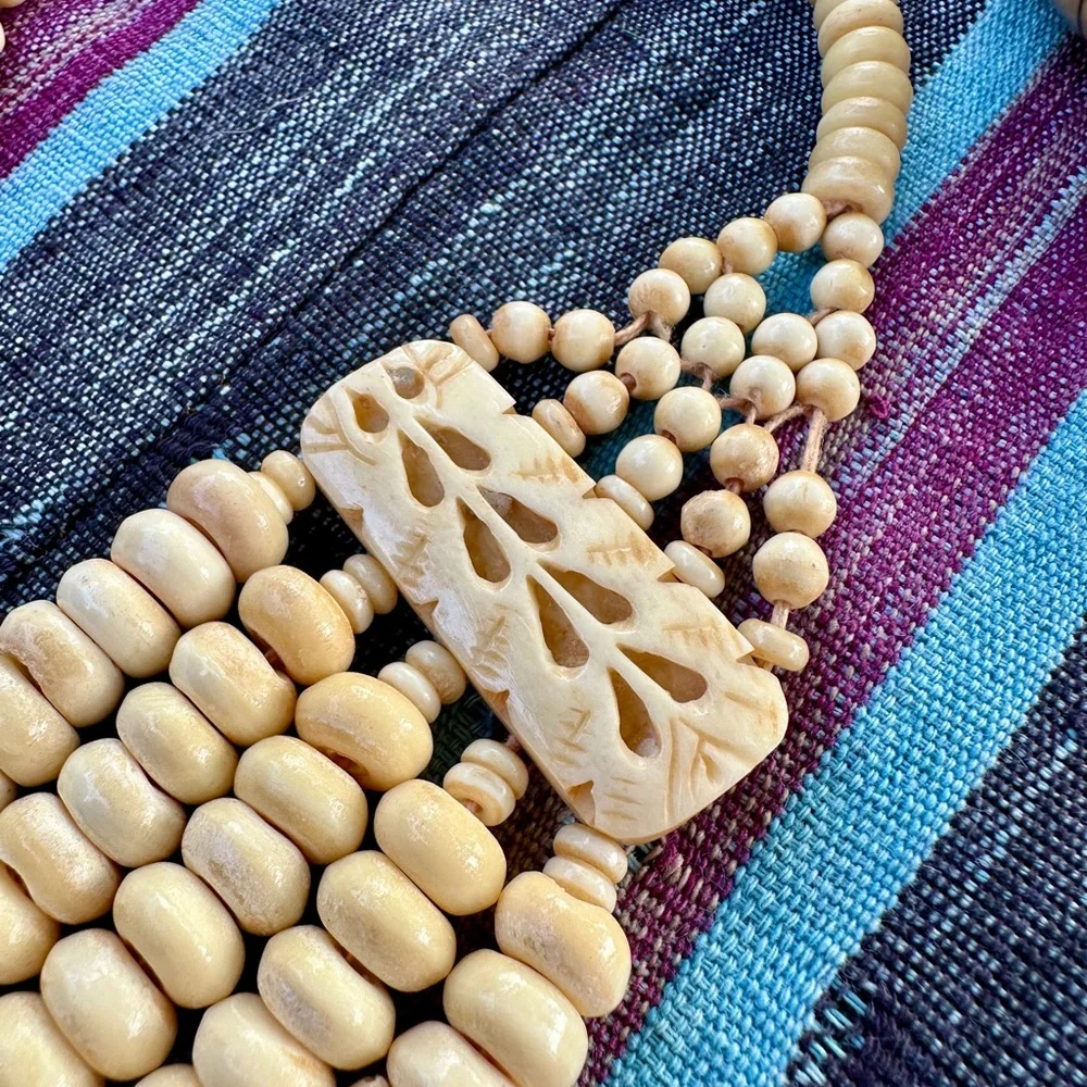 Vintage African Carved Bone Necklace - Picture 4 of 10